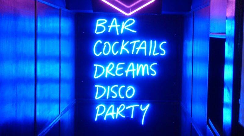 Leuchtendes Neonschild für Bar, Disco, Party